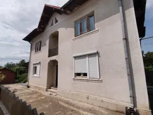 Casa de vanzare Gaesti - imagine 2