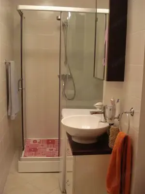 Garsoniera de inchiriat in zona Racadau - imagine 3