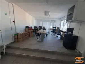 Spatiu comercial  Iosefin etaj 1 cu lift+loc parcare