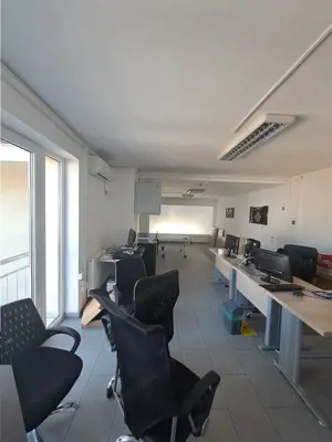 Spatiu comercial  Iosefin etaj 1 cu lift+loc parcare - imagine 5