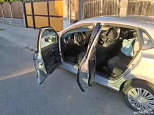 Vand Vw Polo 1.4 TDI confortline - imagine 4 Vand Vw Polo 1.4 TDI confortline - imagine 4