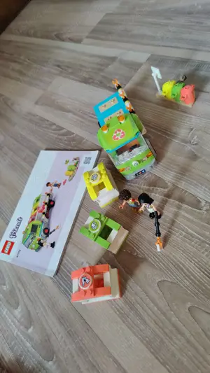 51 PartLEGO Friends 41712 - Recycling Truck