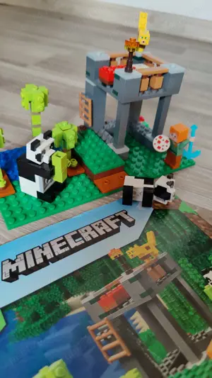 LEGO MInecraft 21158 - The Panda Nursery