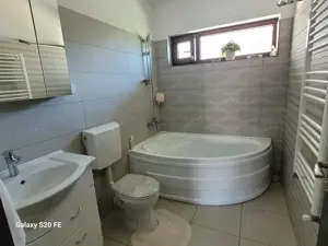 Casă de vanzare Bartolomeu, Brasov 310.000 Euro - imagine 4