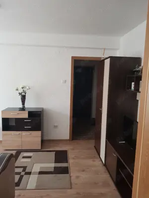 Vând Apartament cu 2 camere complet renovat. - imagine 4