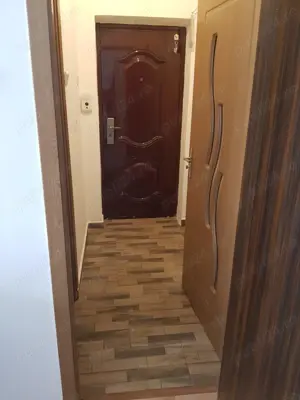 Vând Apartament cu 2 camere complet renovat. - imagine 2