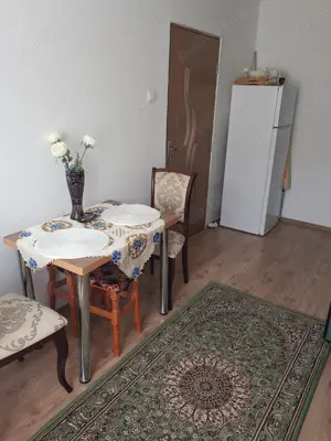 Vând Apartament cu 2 camere complet renovat. - imagine 5