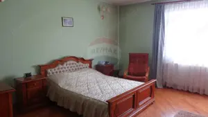 De VANZARE Casa spațioasă S+P+1E+M | Zona STIREX in Galati - imagine 8