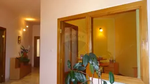 De VANZARE Casa spațioasă S+P+1E+M | Zona STIREX in Galati - imagine 6