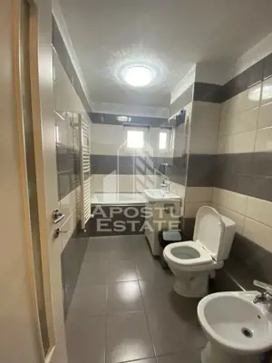 Apartament 3 camere, 2 balcoane, 2 bai,centrala proprie, Dambovita - imagine 8