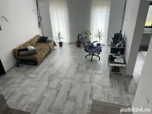 vând casă+ teren 1137 mp-parcelabil - imagine 2