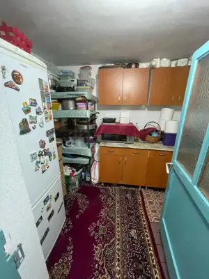 Casă cu 3 camere, garaj și curte spațioasă – zona Giulești  - imagine 6