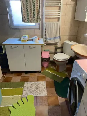 Casă cu 3 camere, garaj și curte spațioasă – zona Giulești  - imagine 9