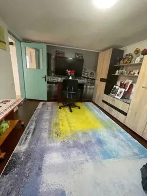 Casă cu 3 camere, garaj și curte spațioasă – zona Giulești