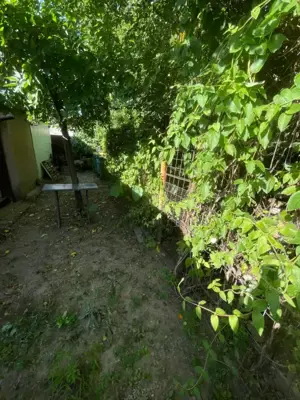 Casă cu 3 camere, garaj și curte spațioasă – zona Giulești  - imagine 19