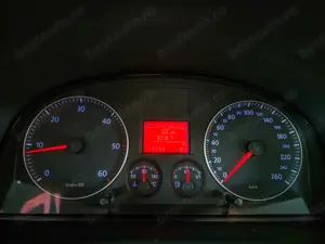 VW TOURAN CROSS 2.0Diesel, Livrare Gratis. Garantie 12 luni. Test Drive. Buy-Back(schimb auto) - imagine 7