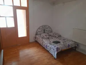 Închiriez garsoniera  - imagine 6 Închiriez garsoniera  - imagine 6