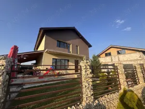 Casa de vanzare in Cartieru tineretului Tunari - imagine 3