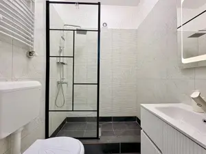 Chirie Regim Hotelier - Arad - Uta - imagine 3