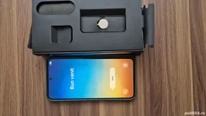 Vand Samsung s23 128 gb in garantie fullbox