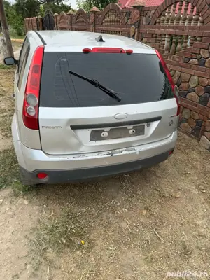 Dezmembrez ford fiesta 2005 - imagine 4