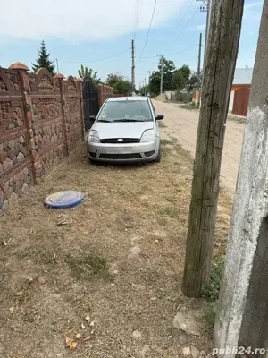 Dezmembrez ford fiesta 2005 - imagine 3