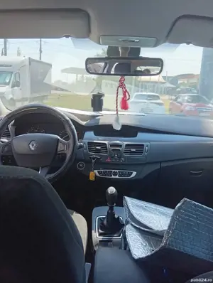Renault Laguna  - imagine 2