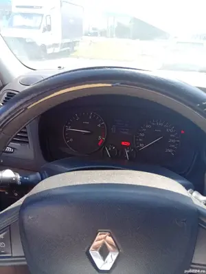 Renault Laguna  - imagine 4