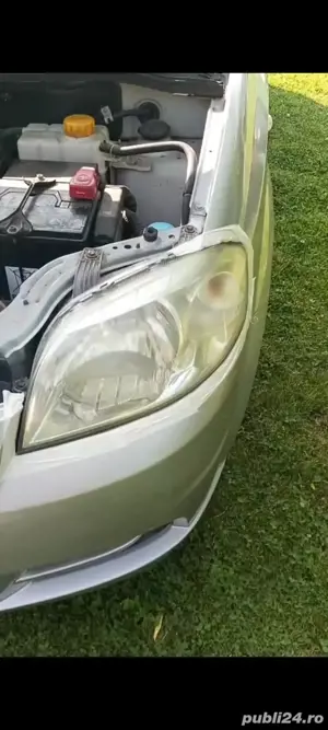 Polisez faruri, profesional! - imagine 3