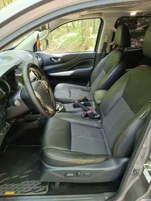 Nissan Navara 2.3 dCi Bi Turbo Double Cab N-Guard Aut - imagine 6