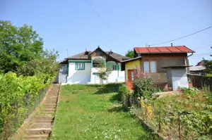 Vand casa zona submontana - imagine 2