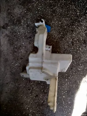 rezervor lichid parbriz Pasat b6