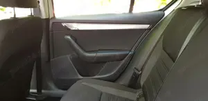 Skoda octavia 3 .geamuri electrce fata spate clima 2 zone cauciucuri vara +iarna jante aliaj pe 16   - imagine 9