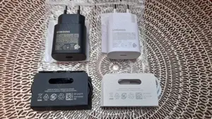 set incarcator Samsung original superfast charge 25w usb type c ,Noi , albe sau negre model EP-TA800