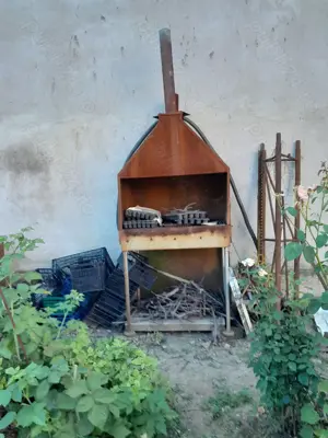 Gratar mare de curte demontabil