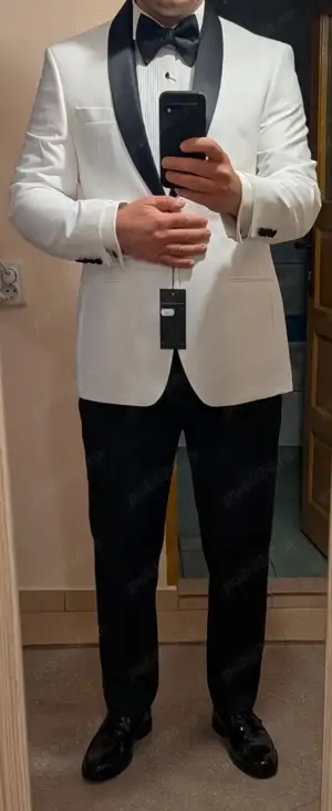 Costum de mire ginerica