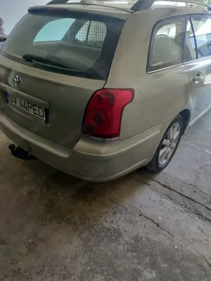 Toyota Avensis diesel 1900 cc, hatchback  - imagine 3
