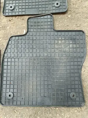 Preșuri VW Passat B 8.5 OEM - imagine 4