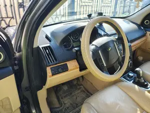 Vând Land Rover Freelander 2,HSE-TD4, motor 2,2,152 cai,km 295147.  - imagine 6