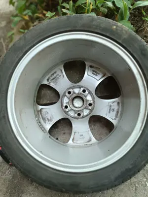 Vând jenți echipate cu anvelope  Pirelli de 17 inch pentru gama Audi, VW, Seat,  Skoda - imagine 8