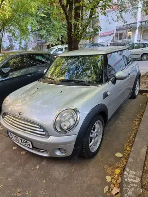 Mini-N Cooper One - 2009 - 1.4 Benzină - imagine 3