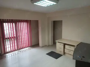 Închiriezi Birouri individuale 35 mp - imagine 7