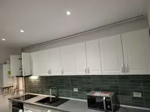 Montez mobilă la domiciliu 