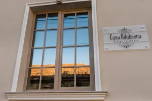 Angajam infirmiera. Salariu motivant, mediu de lucru placut, prime si bonusuri de performanta - imagine 2