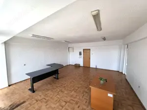 De închiriat: 2 birouri spațioase   82 mp utili (zona str. Republicii) - imagine 2