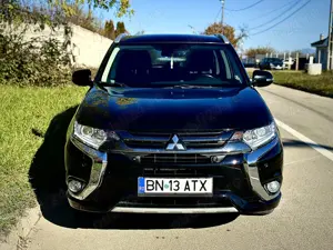 Mitsubishi Outlander PHEV - imagine 2