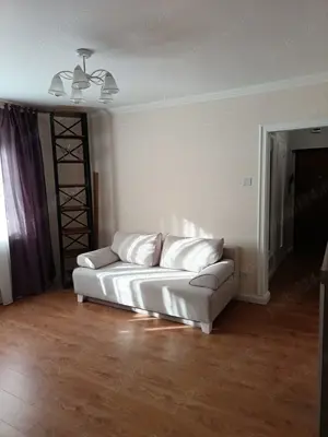 Închiriez apartament cu 2 camere - imagine 4
