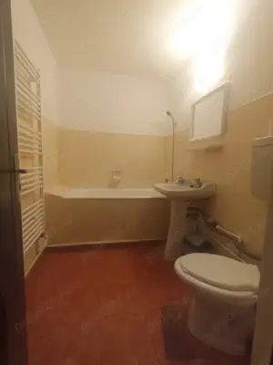 Închiriez apartament 2 camere  - imagine 4 Închiriez apartament 2 camere  - imagine 4