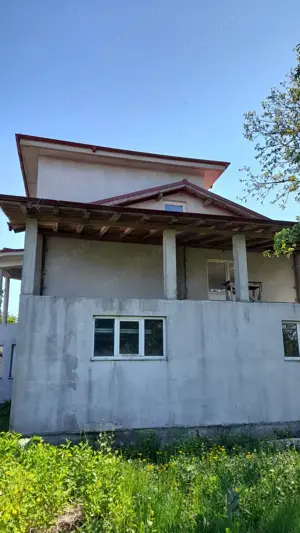 Casa  Vilă cu teren de vânzare  - imagine 4