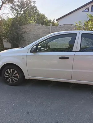 Vând Chevrolet Aveo 1.2 An 2008 - imagine 3 Vând Chevrolet Aveo 1.2 An 2008 - imagine 3